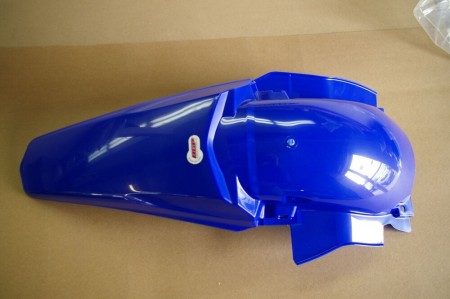 REAR FENDER